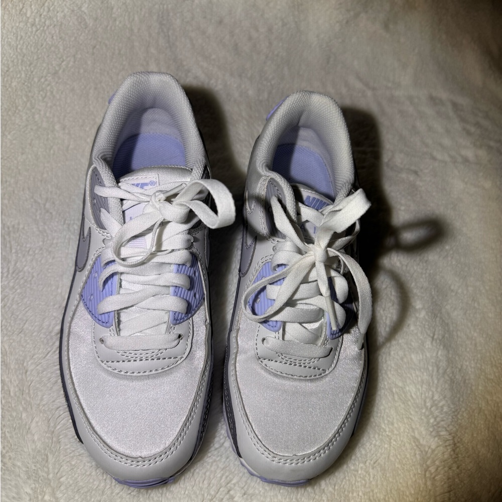 Gently worn Nike Air Max 90 - Picture 6 of 6